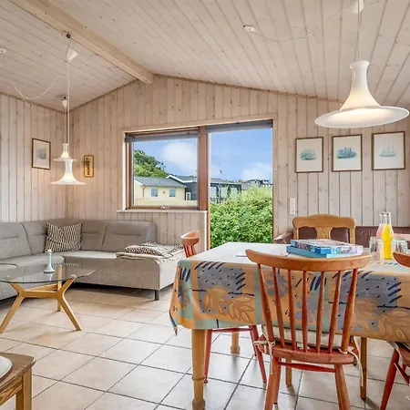 Dom wakacyjny Signhild - 5m To The Fjord By Interhome *